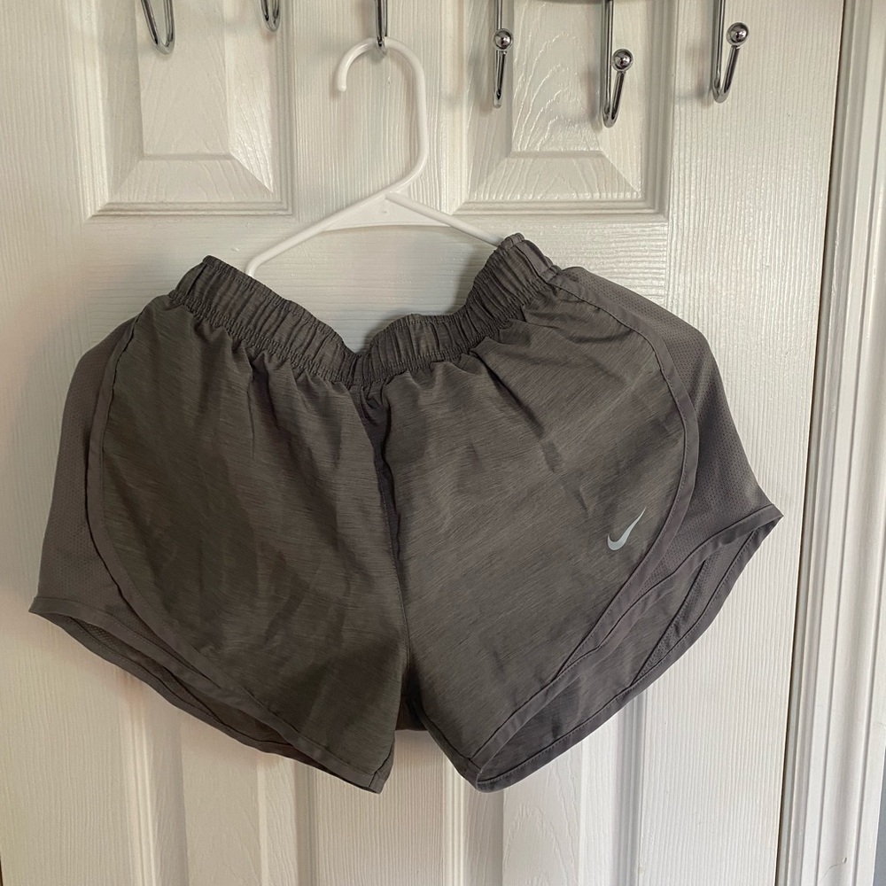 Dark Grey Nike drifit shorts Small